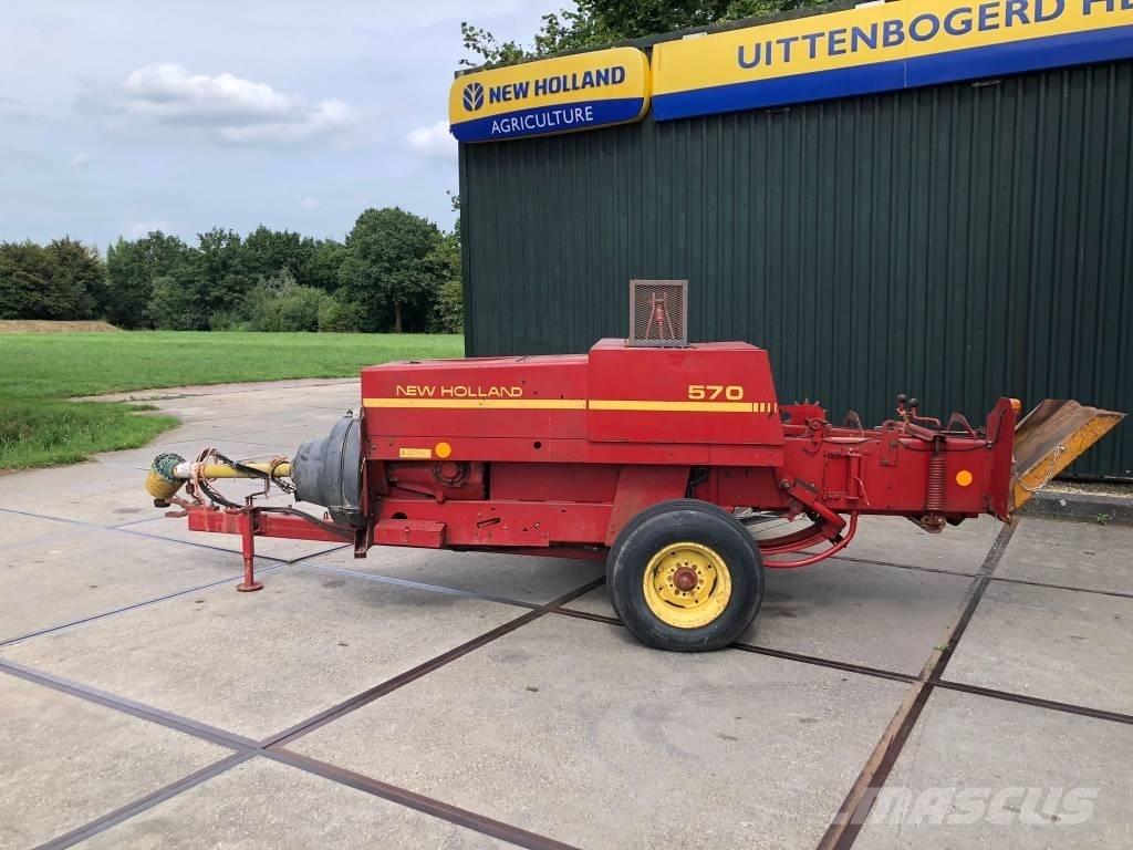 New Holland 570 Presse quadre