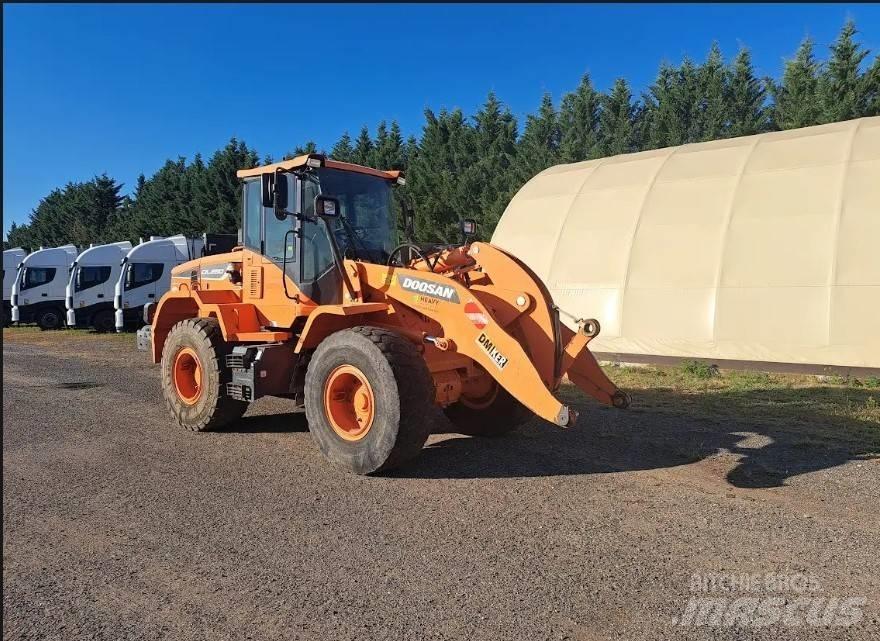 Doosan DL 250-5 Pale frontali e scavatori