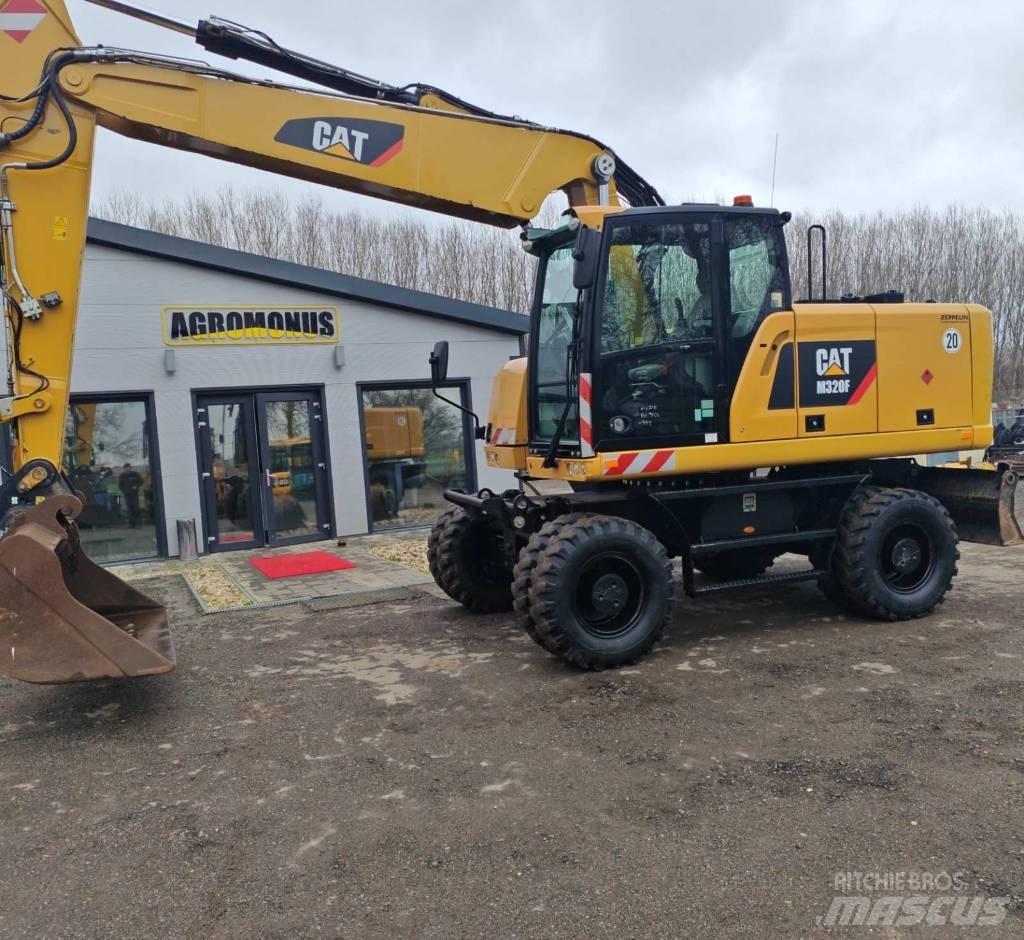 CAT M320 F Escavatori gommati