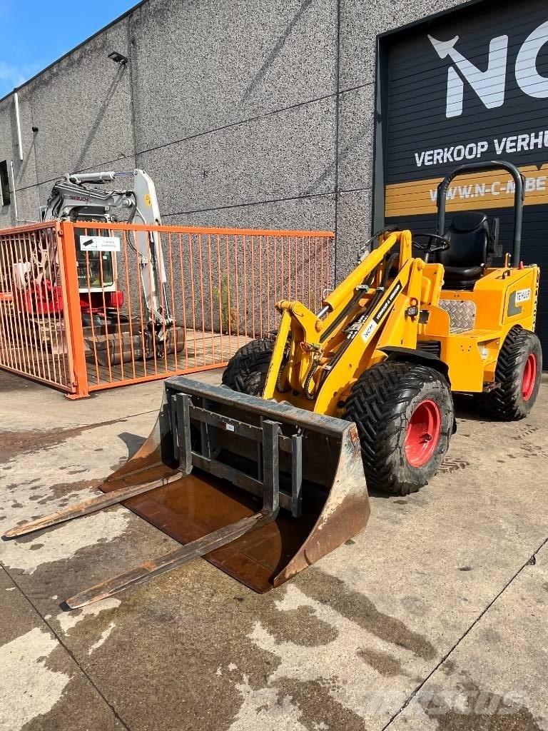 Knikmops KM 250 Pale gommate