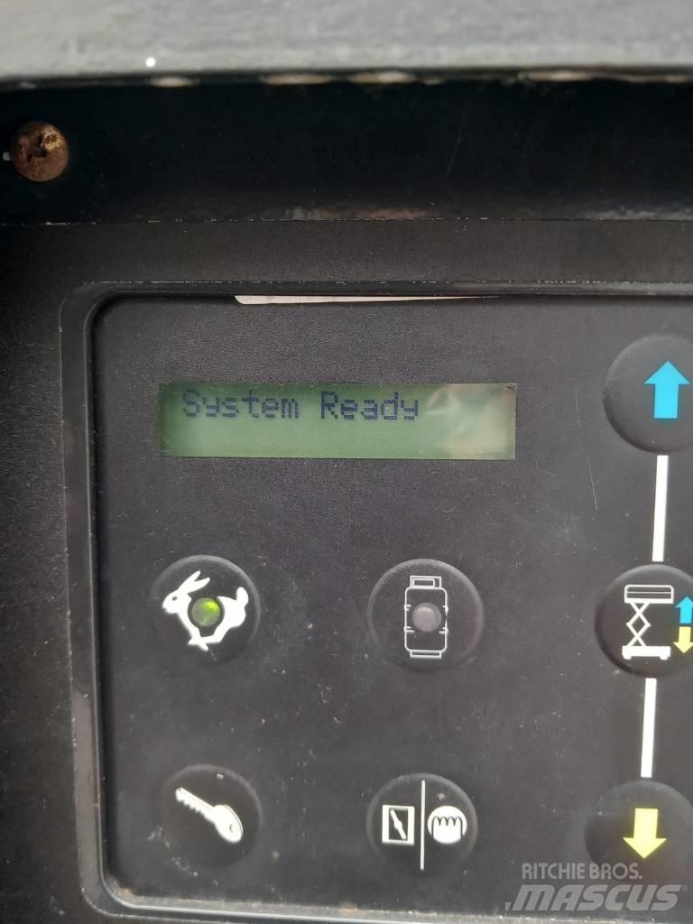 Genie GS 3369 RT Piattaforme a pantografo