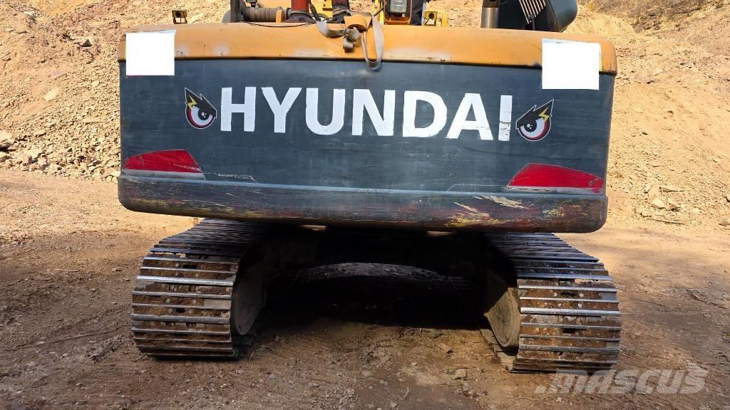 Hyundai Robex 220 LC Escavatori cingolati