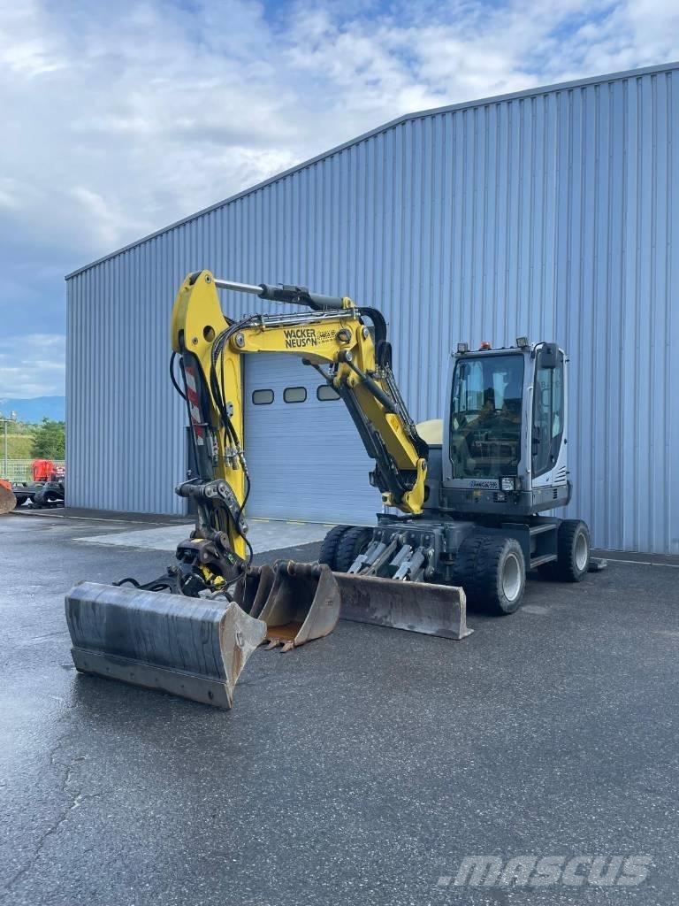 Wacker Neuson W65 Escavatori gommati