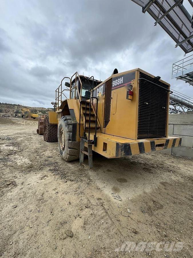 CAT 988H - Pale gommate