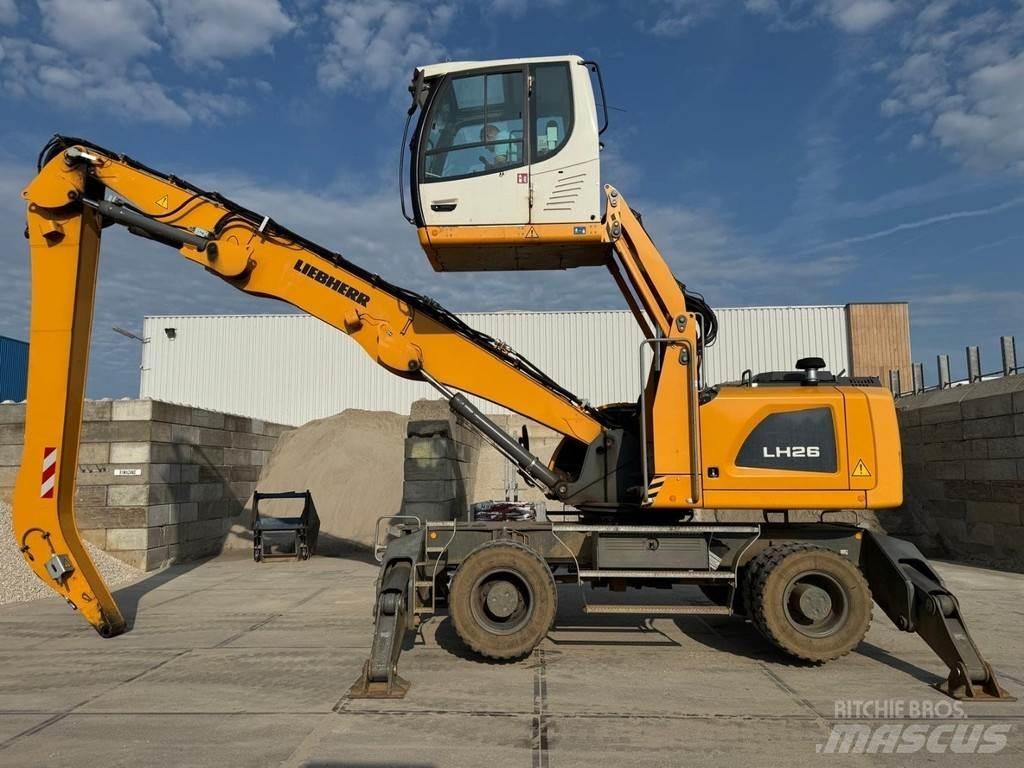 Liebherr LH 26 M Movimentazione rifiuti