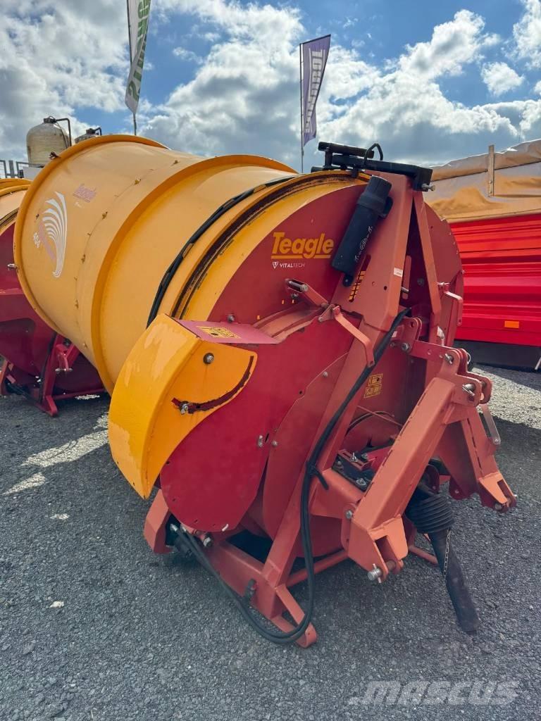 TEAGLE 4040 Alimentatori per animali