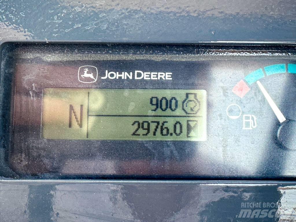John Deere 210 LE EP Pale frontali e scavatori