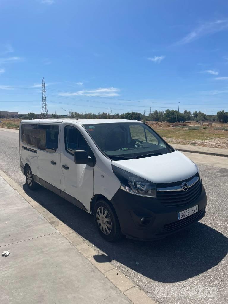 Opel VIVARO Furgone chiuso