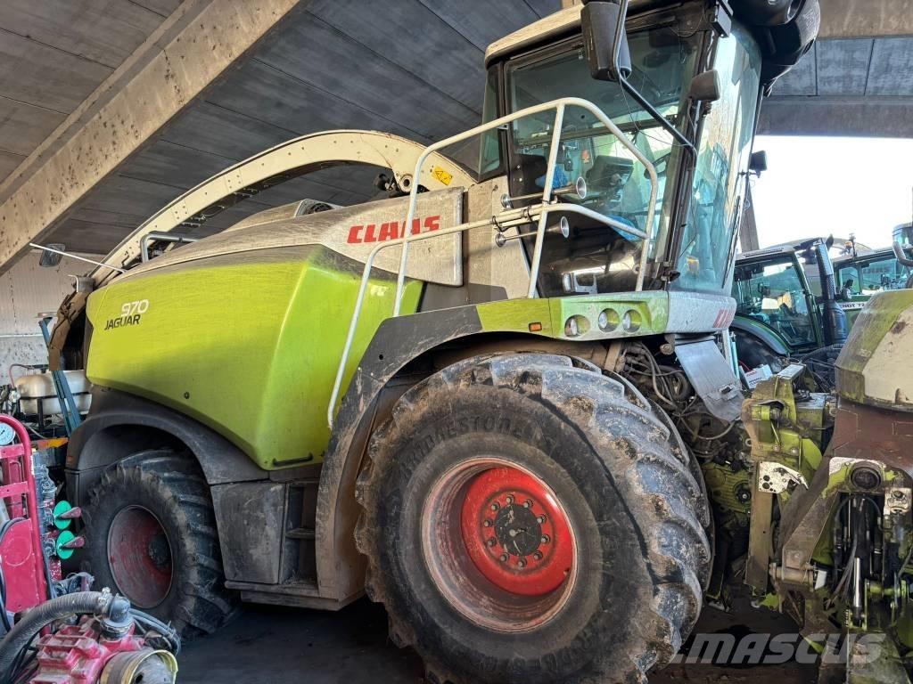 CLAAS Jaguar 970 Trince semoventi
