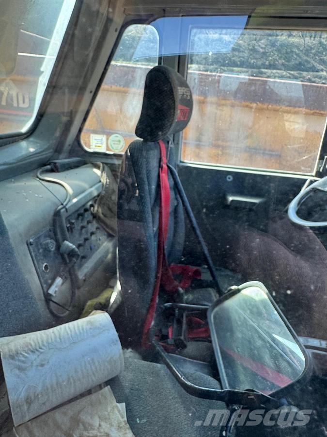 CAT 769D Cabine e interni