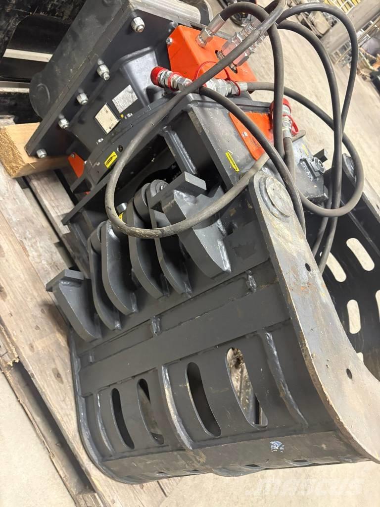 Cangini Benne 450 PF Pinze