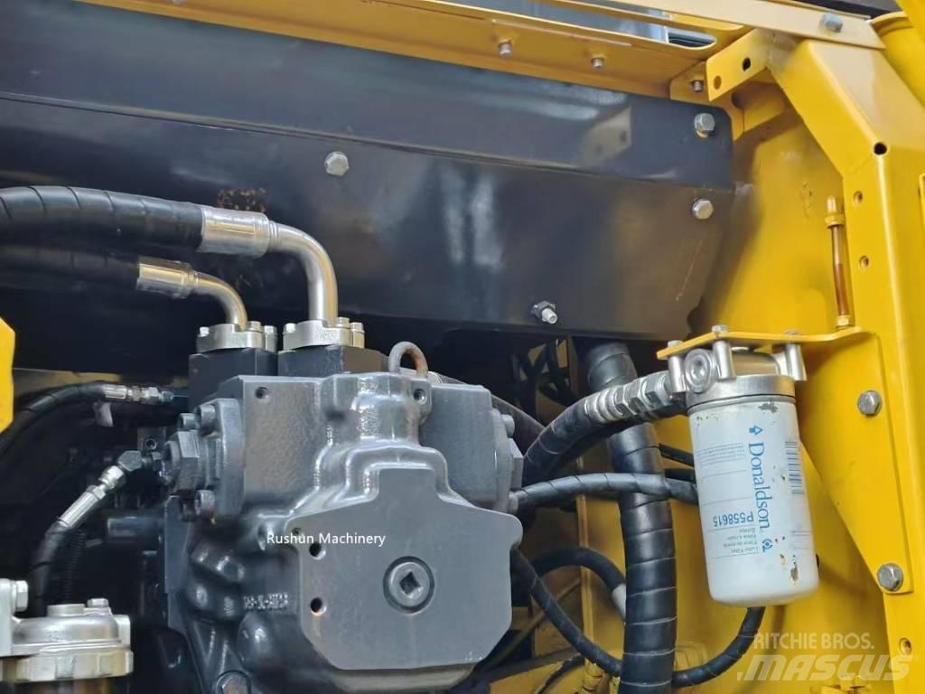 Komatsu PC 220-7 Escavatori cingolati