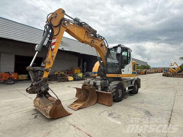 Liebherr A 914 Escavatori gommati