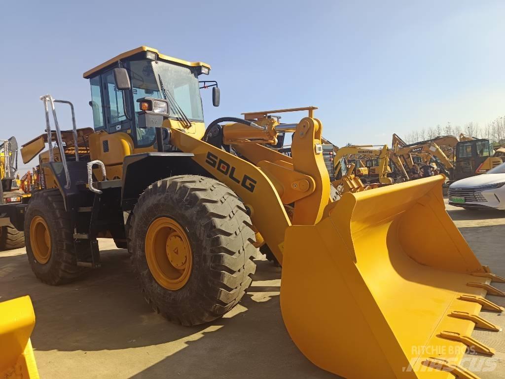 SDLG LG956L Pale gommate