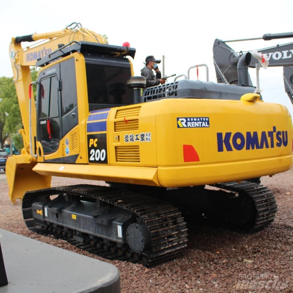 Komatsu PC 200-8 Escavatori cingolati