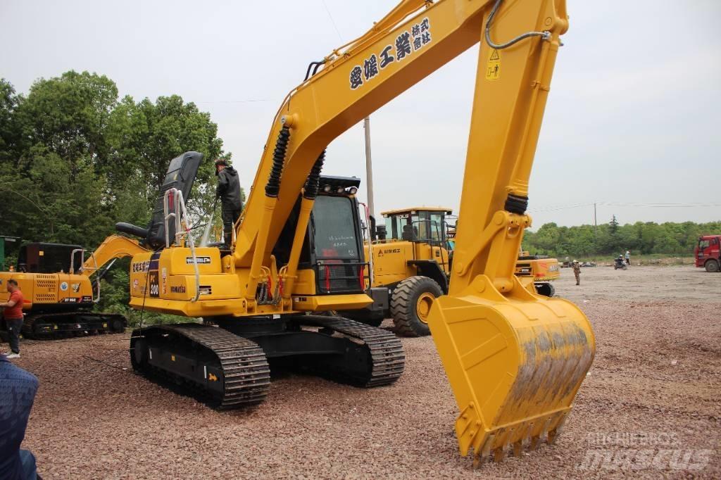 Komatsu PC 200-8 Escavatori cingolati