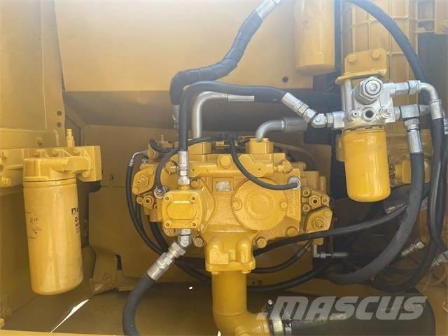 CAT 320D Escavatori cingolati