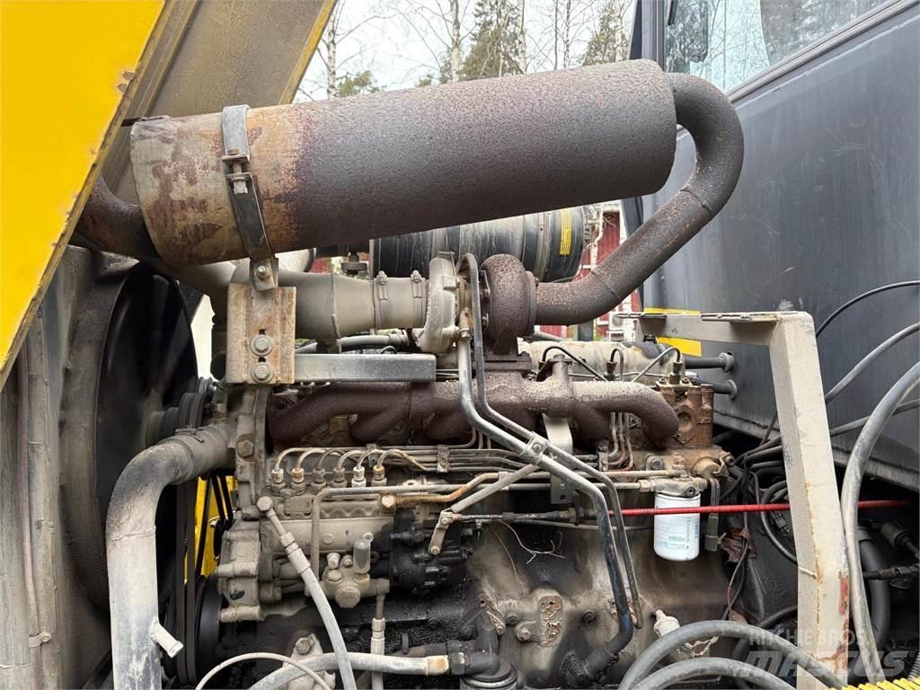 Lokomo AH 152 Motorgraders