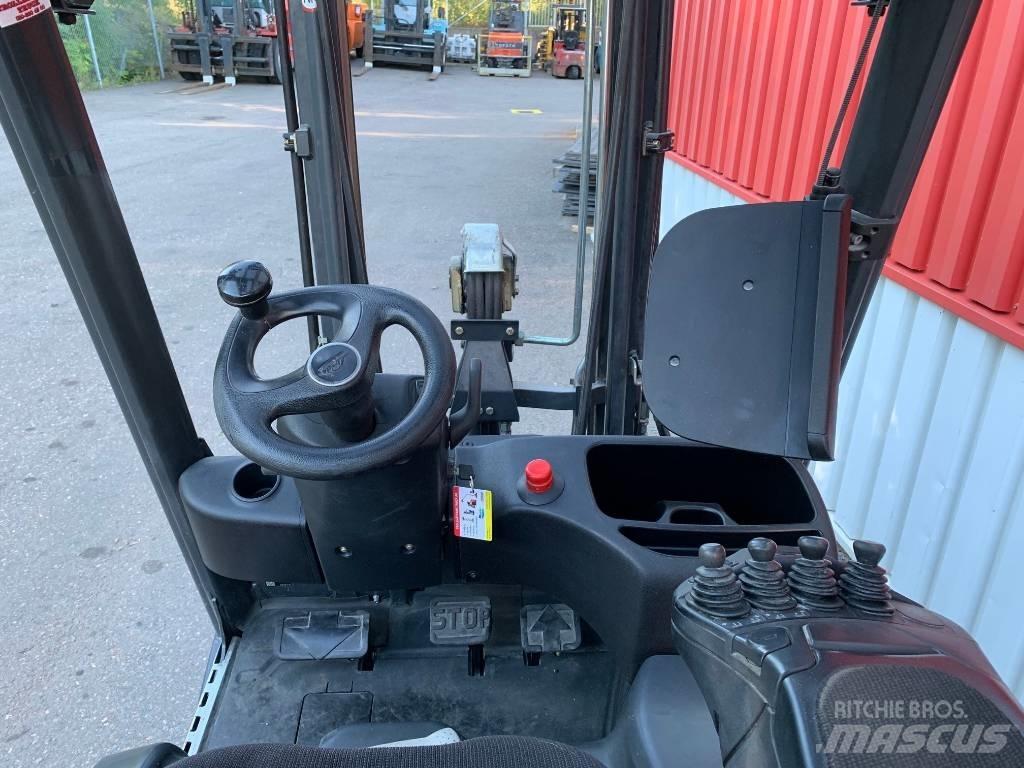 Linde E16C-02 Carrelli elevatori elettrici