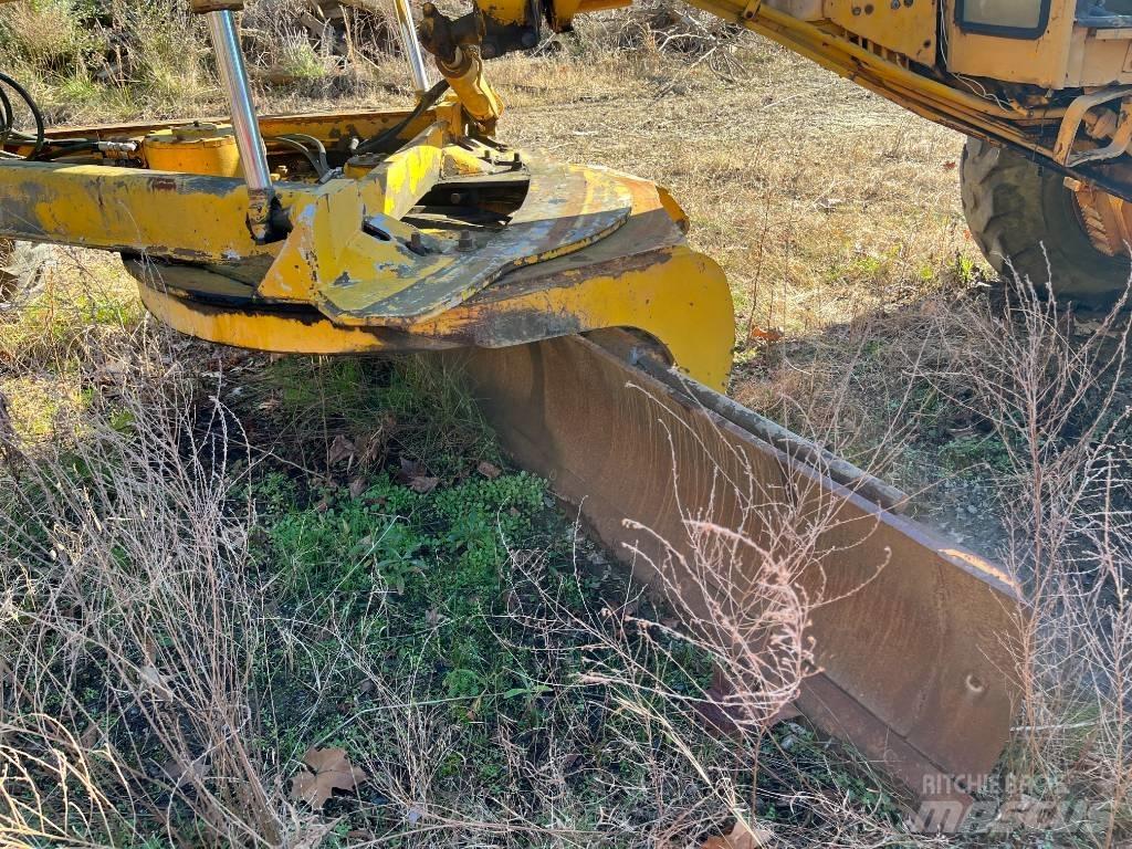 John Deere 672 A Motorgraders
