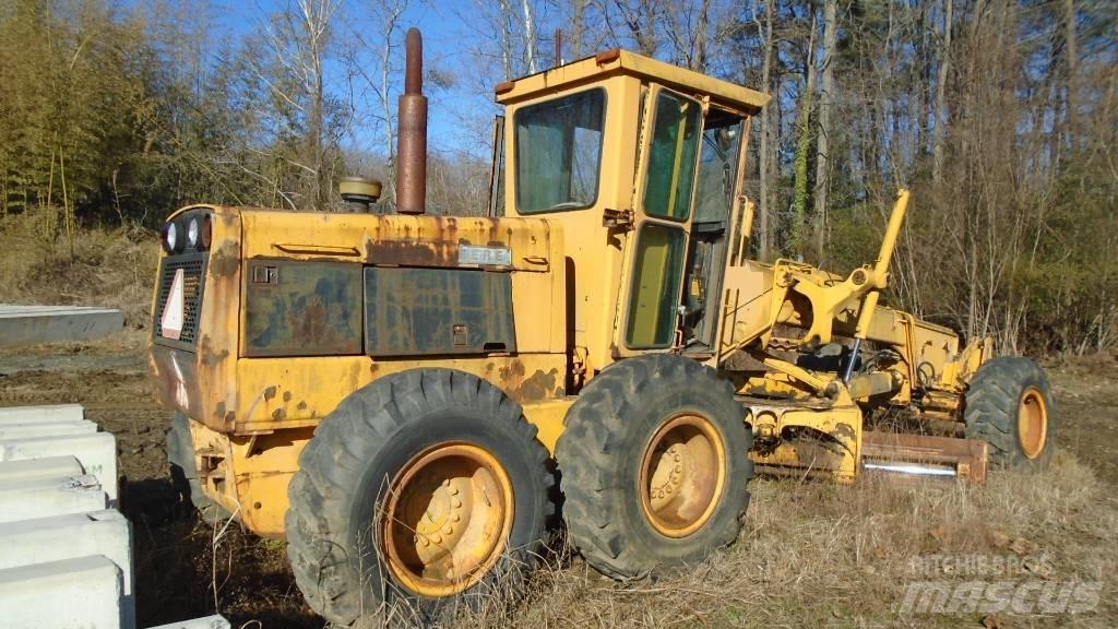 John Deere 672 A Motorgraders