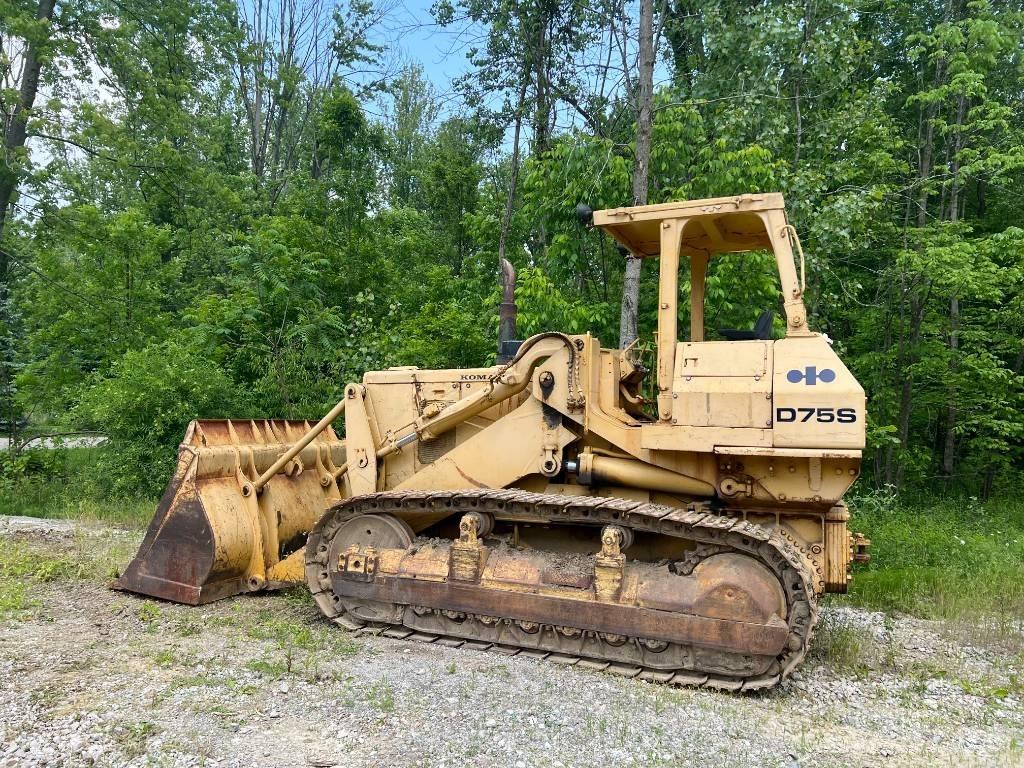 Komatsu D 75 S Pale cingolate