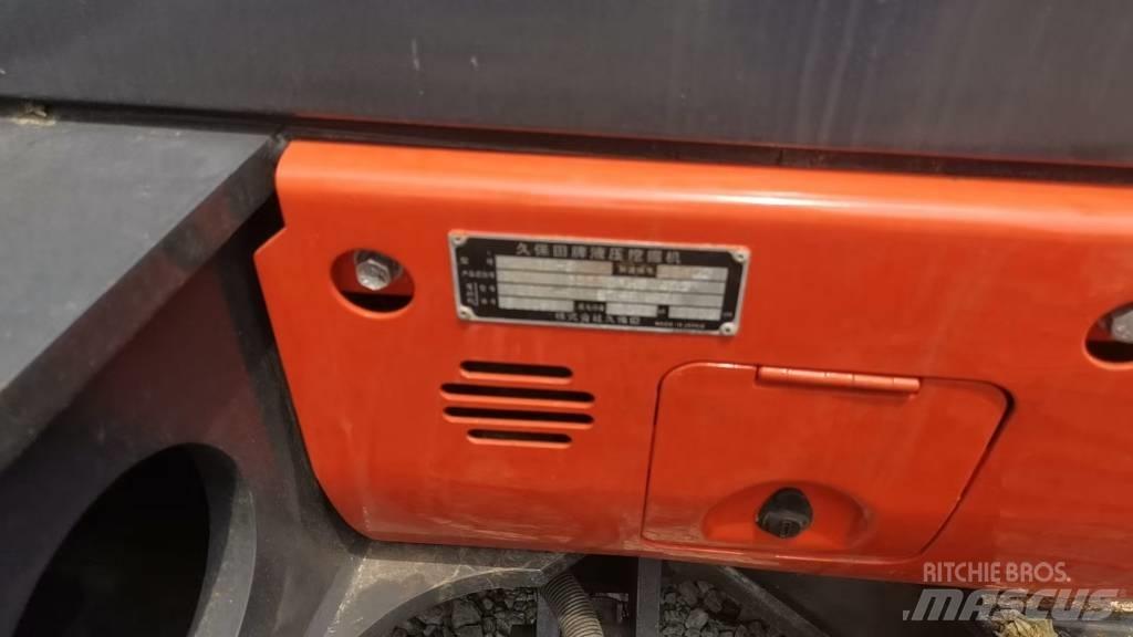 Kubota KX 165 Escavatori cingolati
