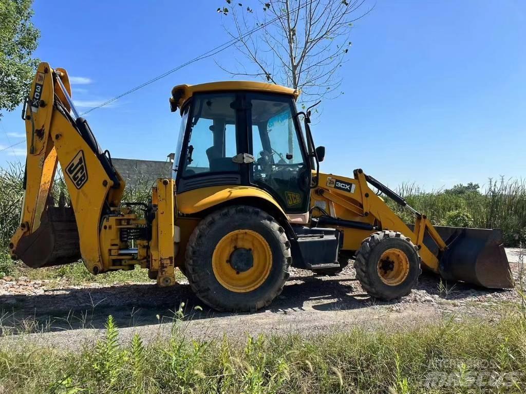 JCB 3 CX Terne
