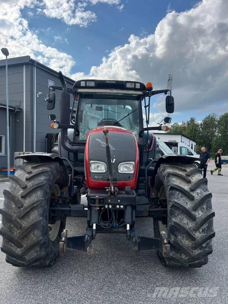 Valtra N 141 Trattori