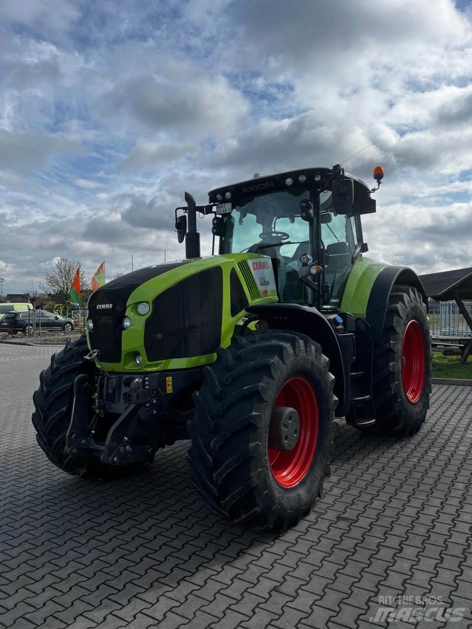 CLAAS Axion 940 Trattori