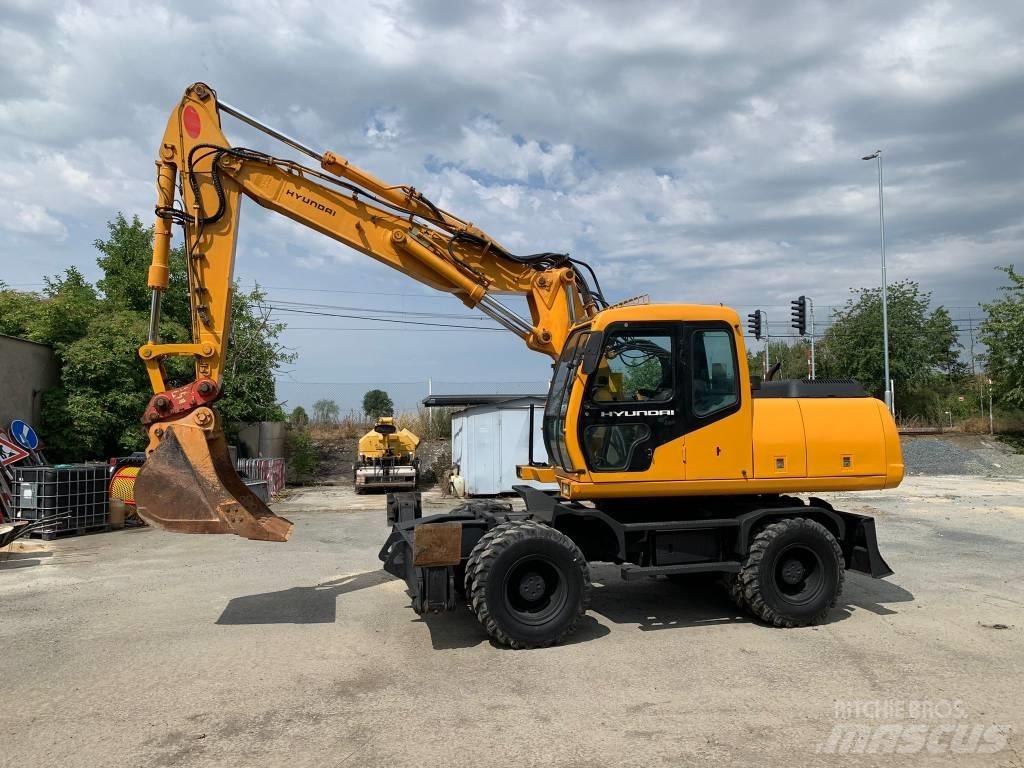 Hyundai ROBEX 170W-3 Escavatori gommati