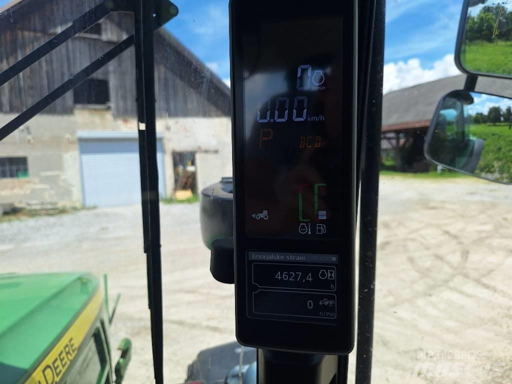 John Deere 5125R Trattori
