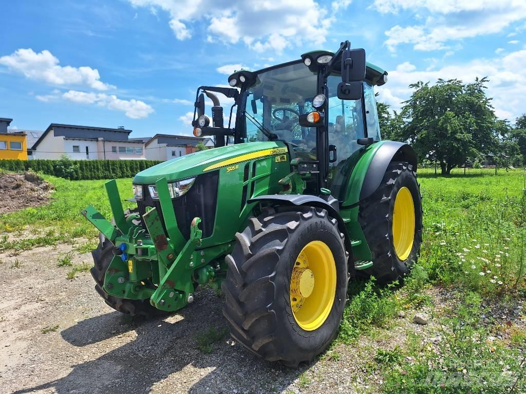 John Deere 5125R Trattori