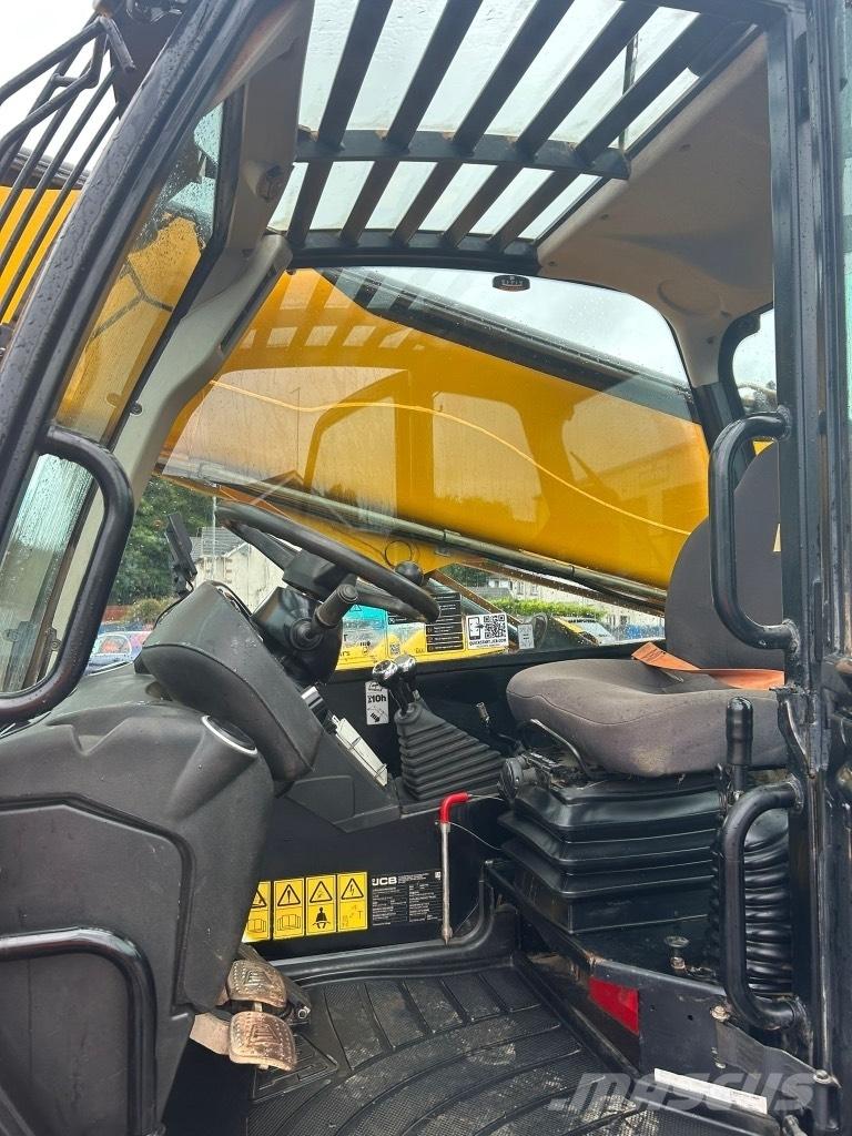 JCB 540-140 Sway / AC Sollevatori telescopici