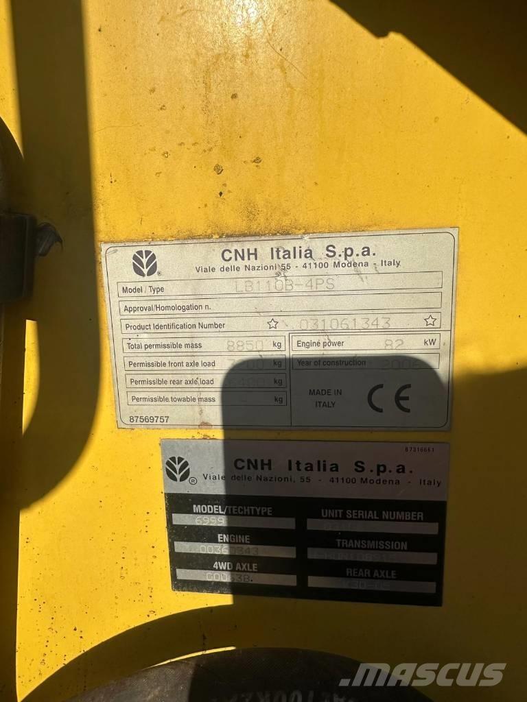 New Holland LB 110 B Cabine e interni