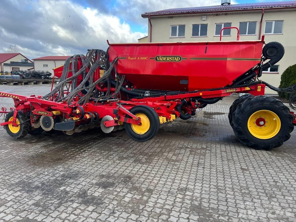 Väderstad Rapid600C Perforatrici