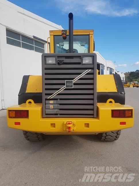 Volvo L90C Pale gommate