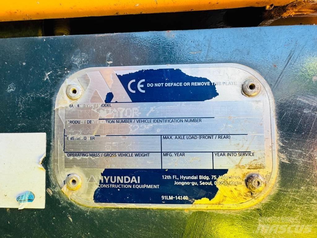 Hyundai HX130A LCR Escavatori cingolati
