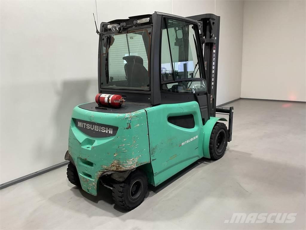 Mitsubishi FB50-2 Carrelli elevatori elettrici
