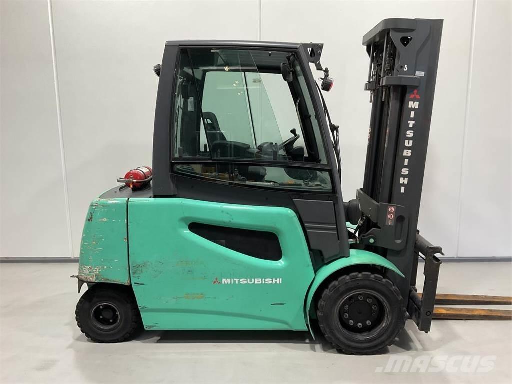 Mitsubishi FB50-2 Carrelli elevatori elettrici