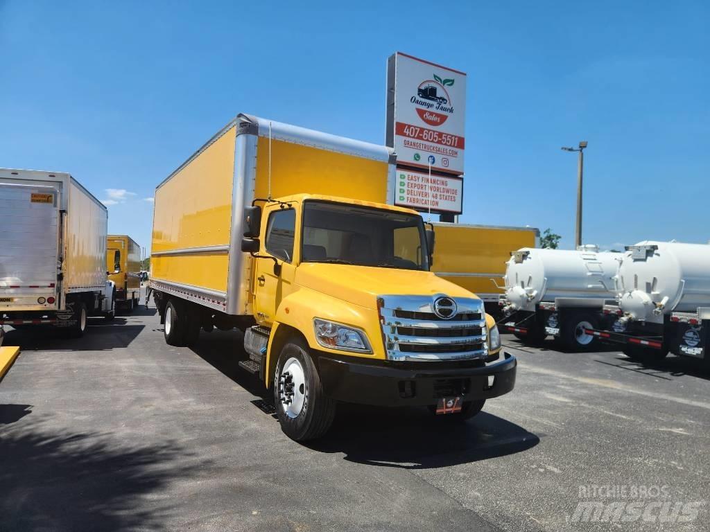 Hino 268 Camion cassonati