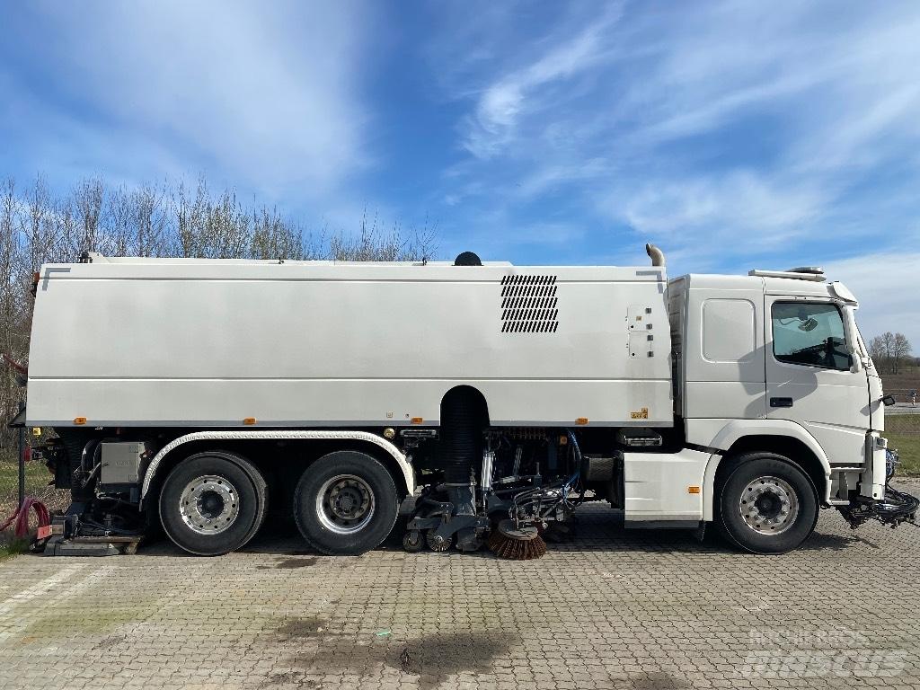 Volvo FM 500 Autocarro spazzatrice