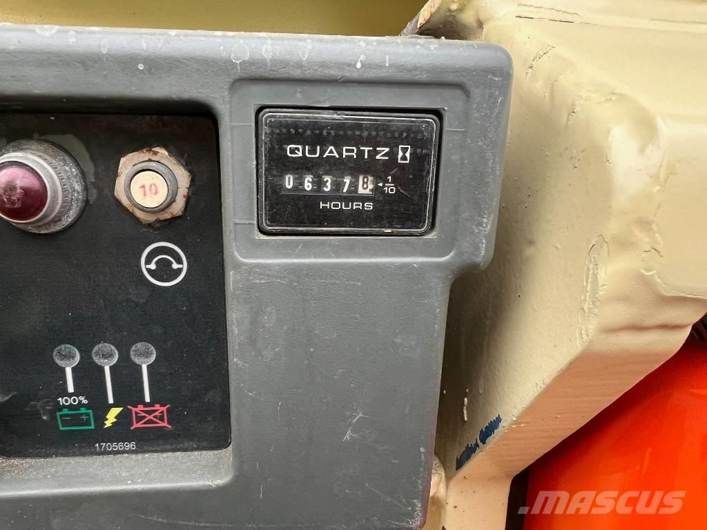 JLG 3246 ES Piattaforme a pantografo