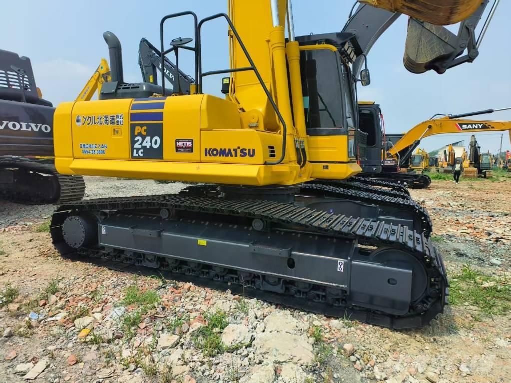 Komatsu PC 240-8 Escavatori cingolati
