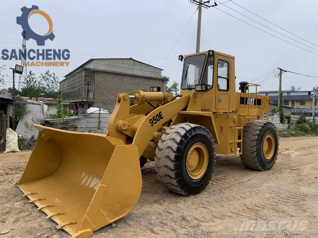 CAT 950 E Pale gommate