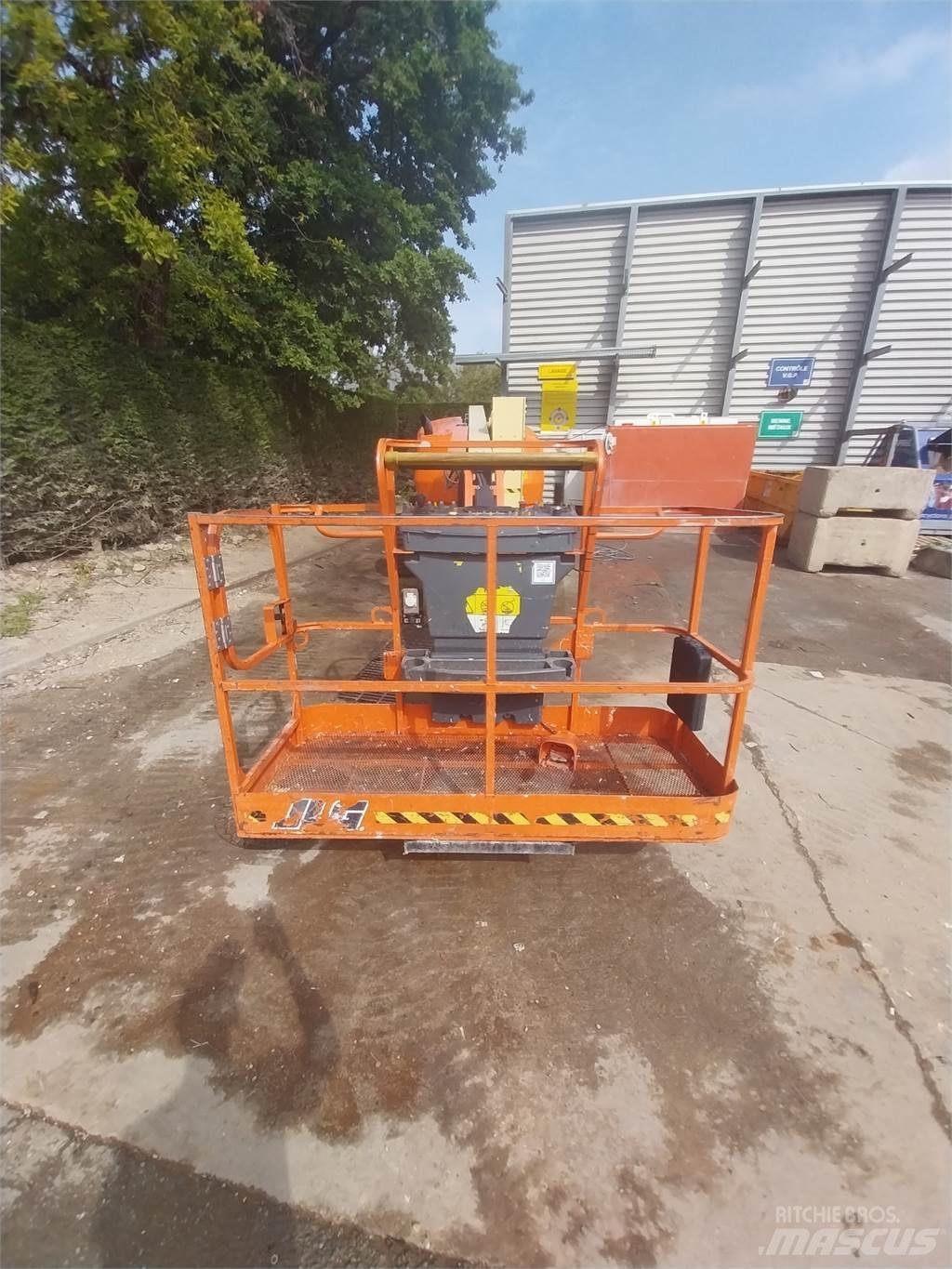 JLG 520AJ Piattaforme a braccio articolato