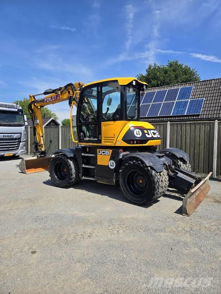 JCB 110 W Escavatori gommati