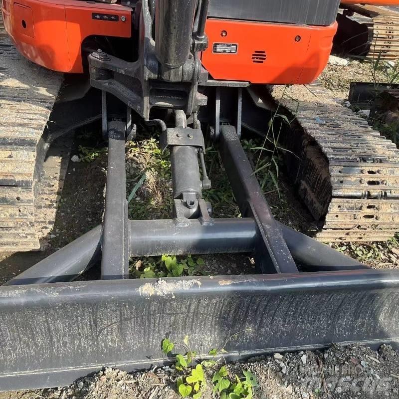 Kubota U 40 Miniescavatori