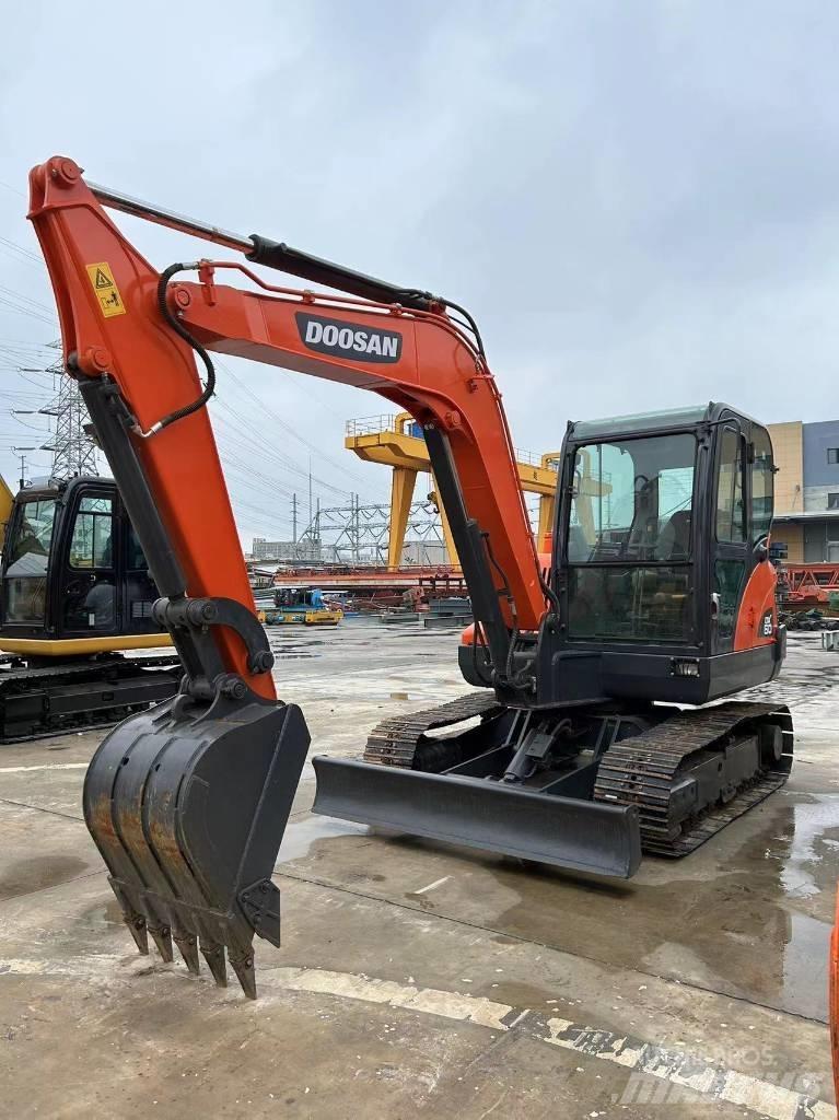 Doosan DX60-9 Miniescavatori