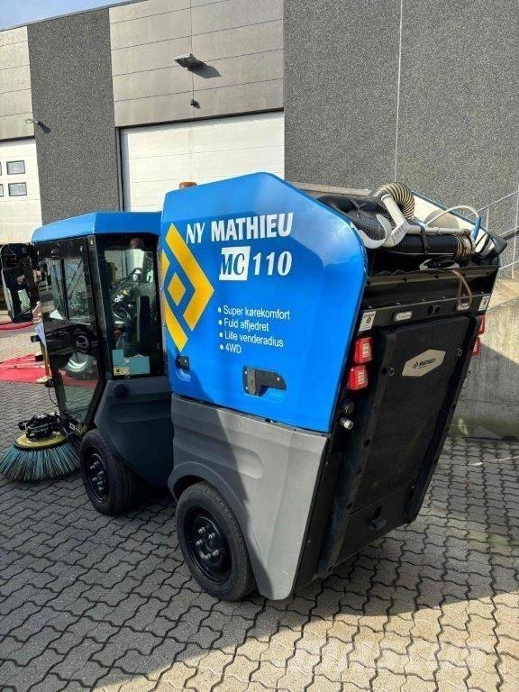 Mathieu MC110 Spazzatrici